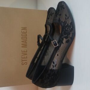 STEVE MADDEN "HAWKE" SHOES